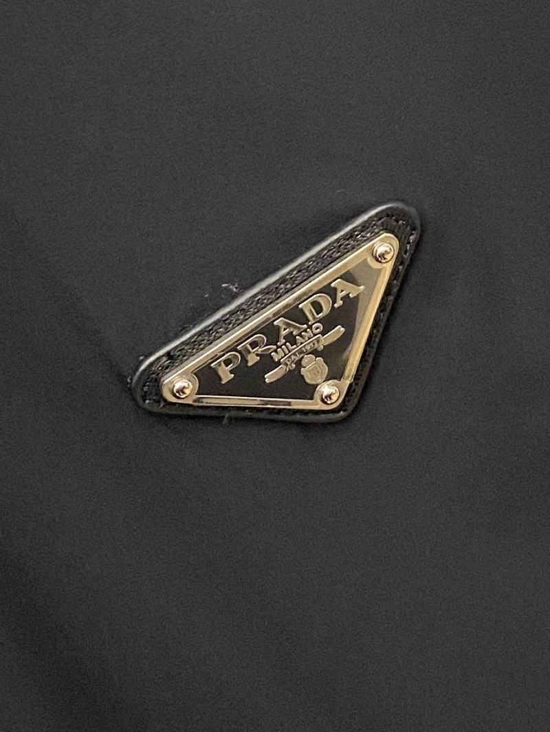 Minimalist Prada Outwear 168855