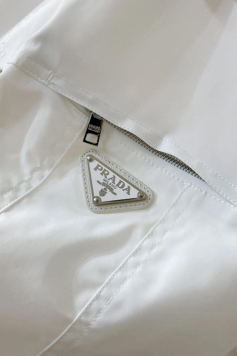 Prada Outwear ZipUp 168815