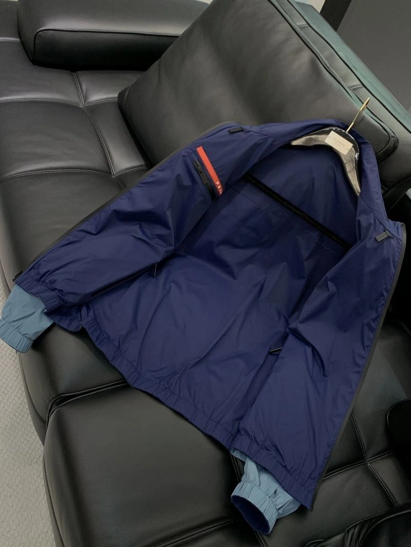 Vibrant Prada Outwear 168809