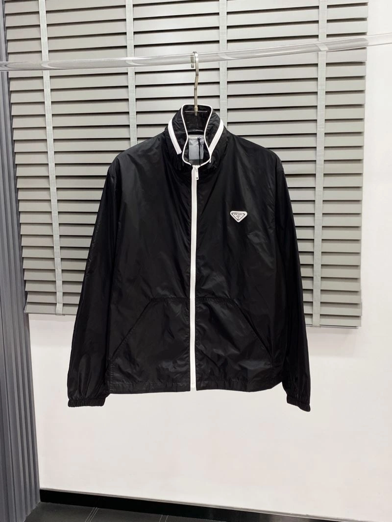 Durable Prada Outwear 168805