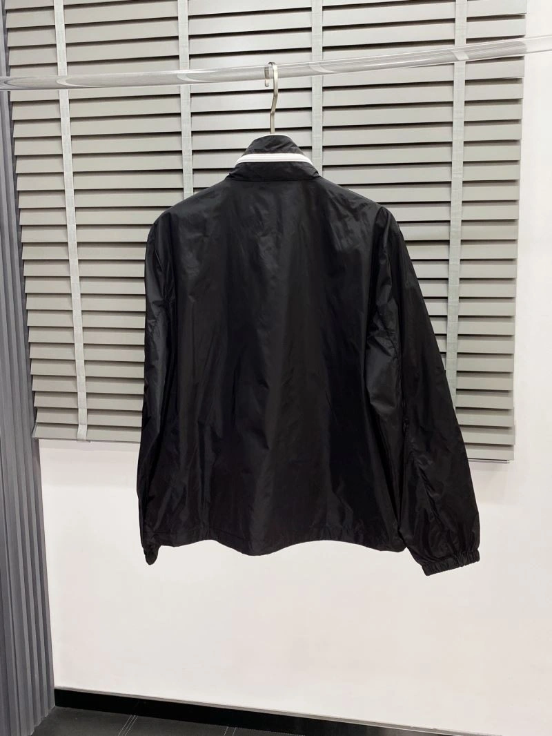 Durable Prada Outwear 168805