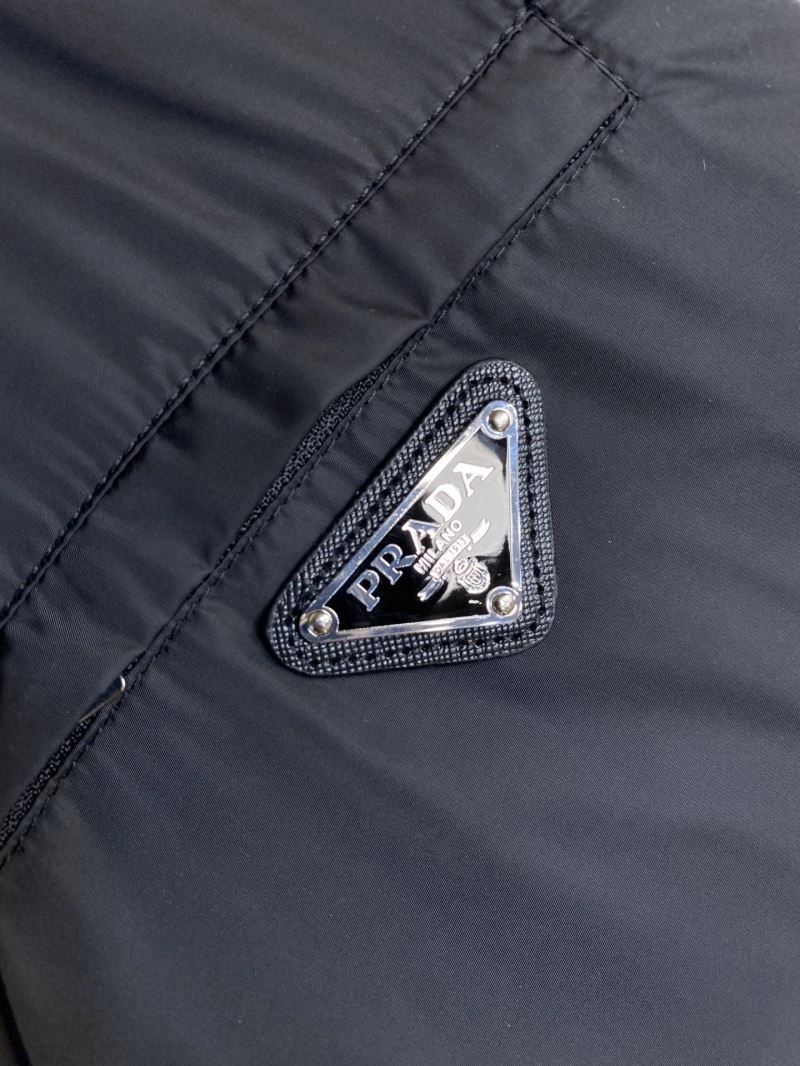 Durable Prada Outwear 168857