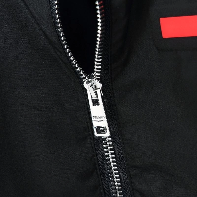 Breathable Prada Outwear 168799