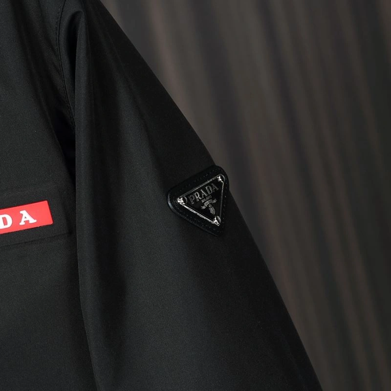 Breathable Prada Outwear 168799