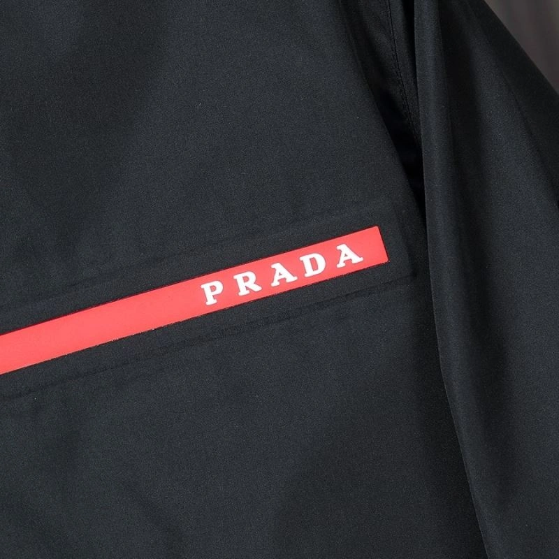 Breathable Prada Outwear 168799