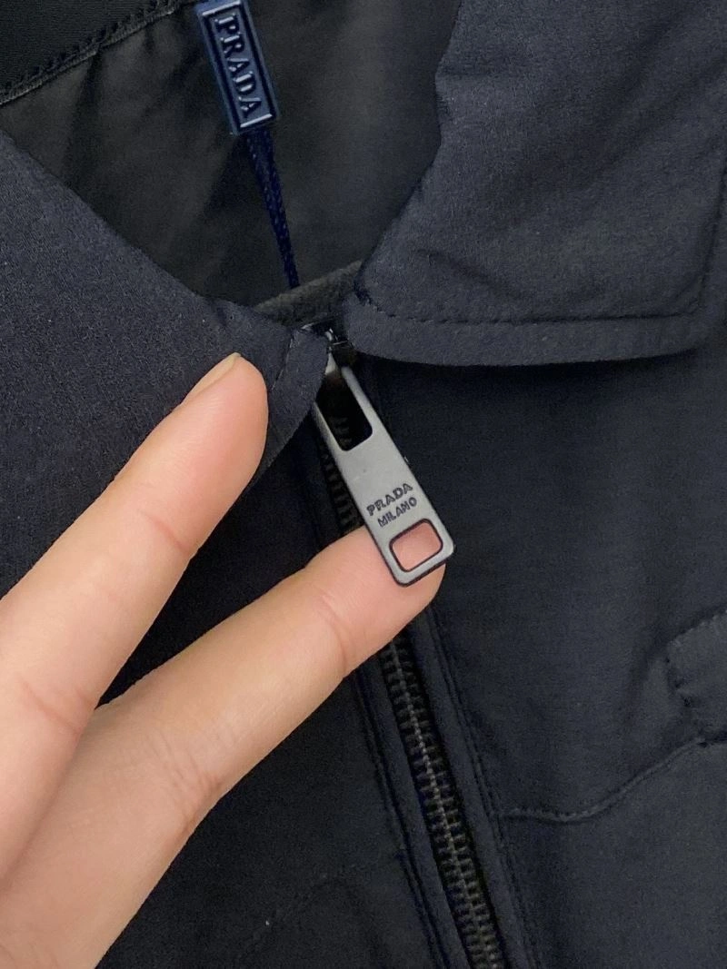Breathable Prada Outwear 168813