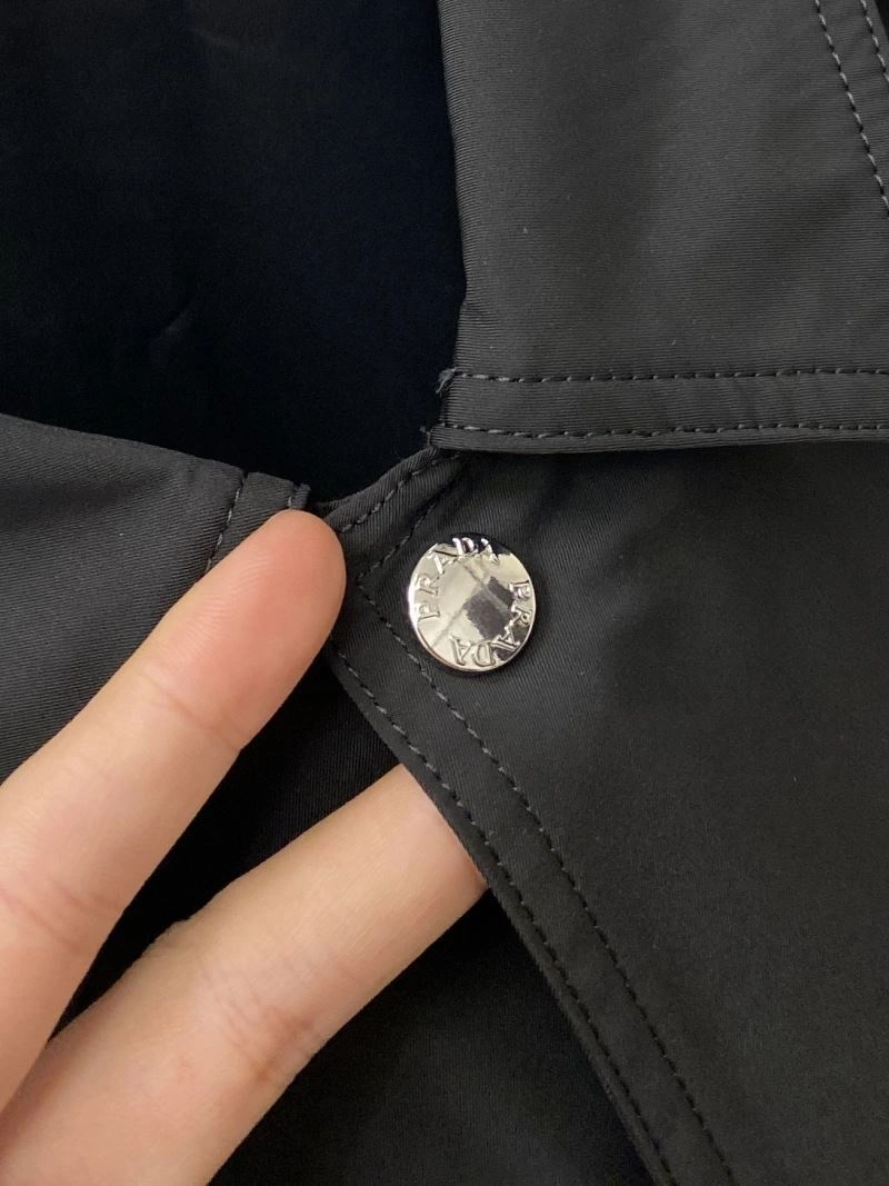 Stylish Prada Outwear 168798