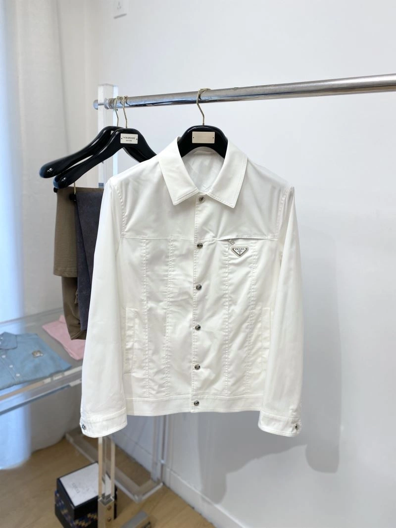 Prada Outwear ComfortFit 168797