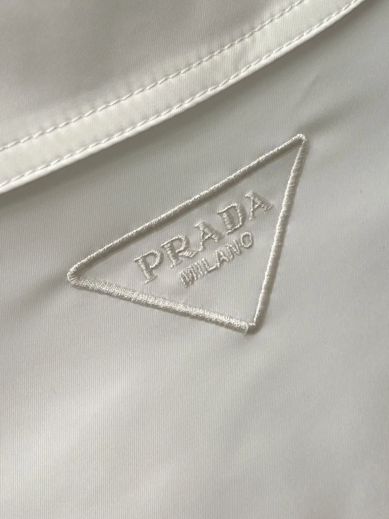 Prada Outwear ComfortFit 168797