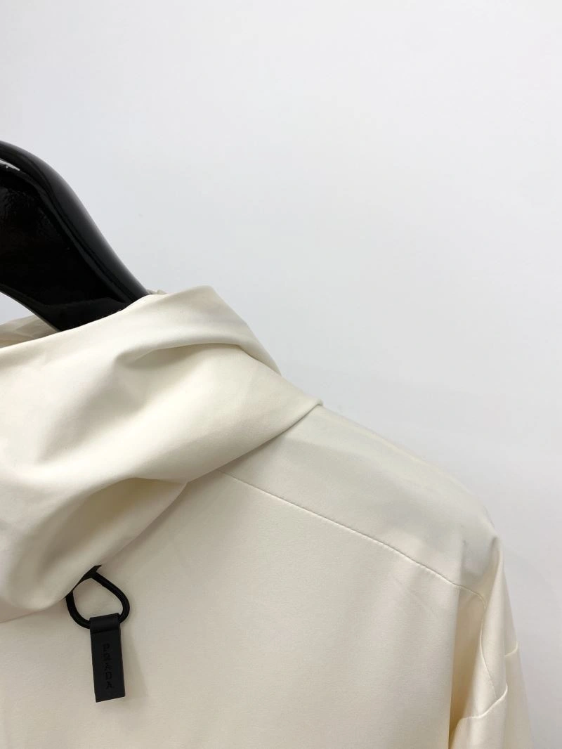 Resilient Prada Outwear 168801