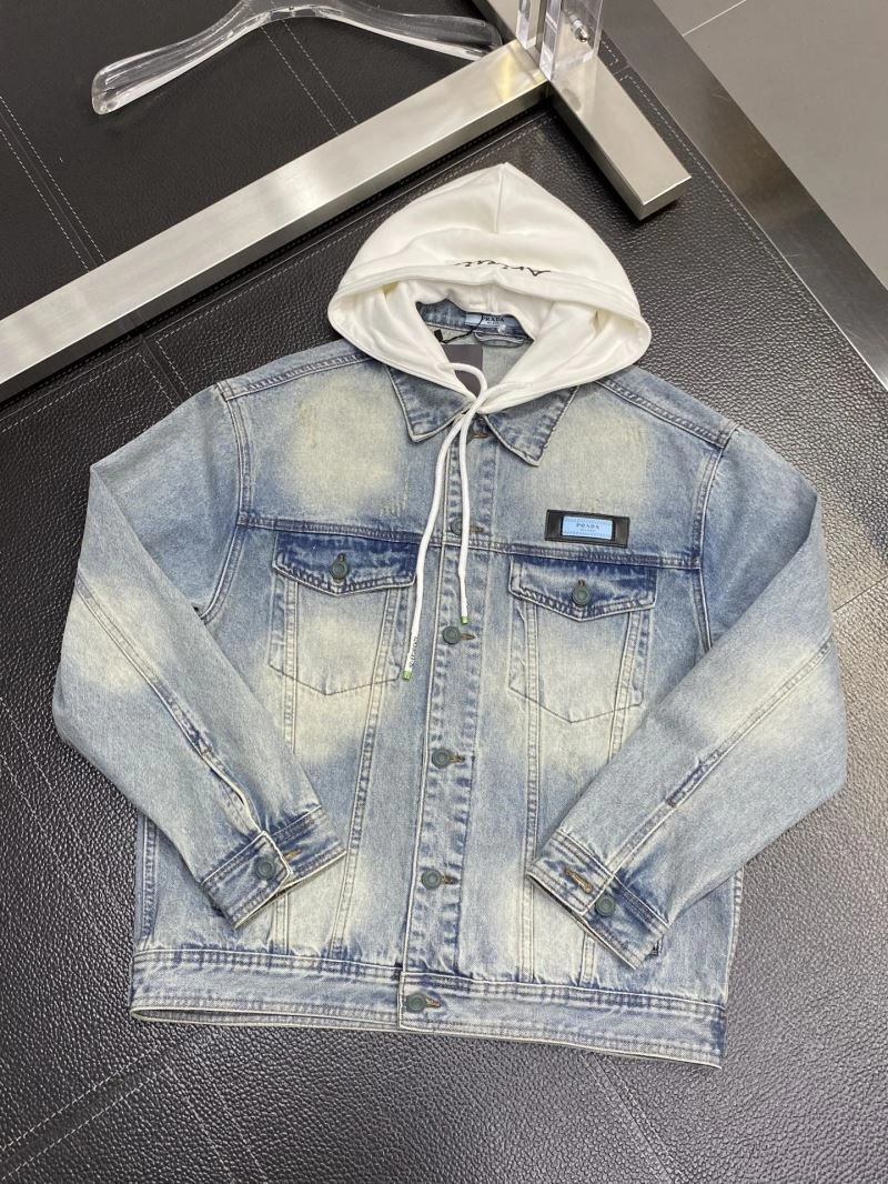 Prada Outwear WellDesigned 168796