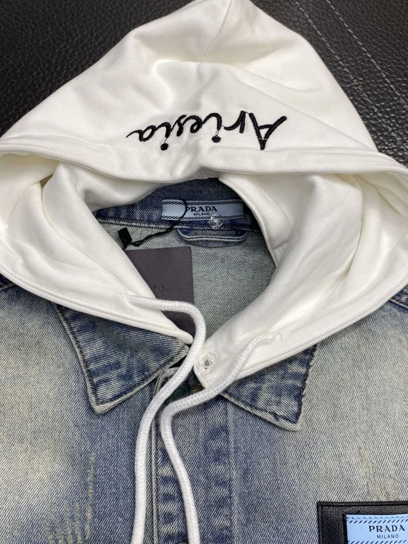 Prada Outwear WellDesigned 168796
