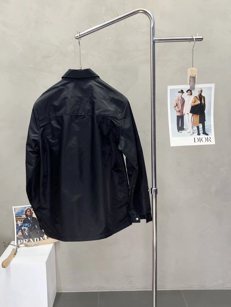 Unique Prada Outwear 168795