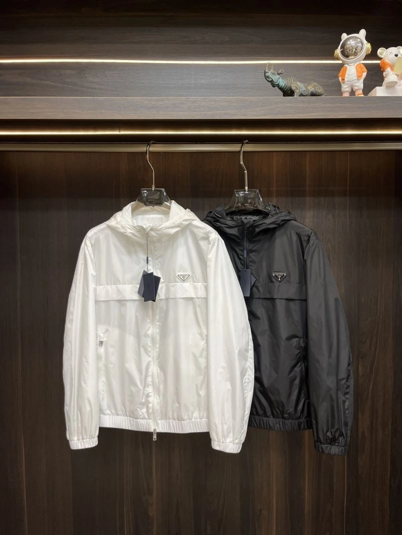 StreetReady Prada Outwear 168788