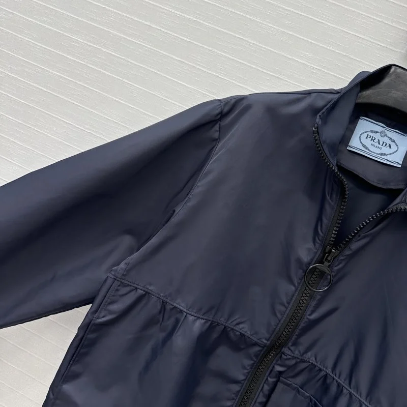 Prada Outwear Minimalist 166324