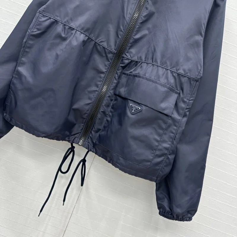 Prada Outwear Minimalist 166324