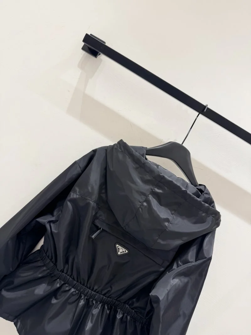 Prada Outwear Bold 166320