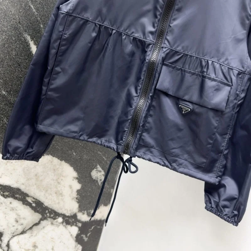 Stylish Prada Outwear 166244