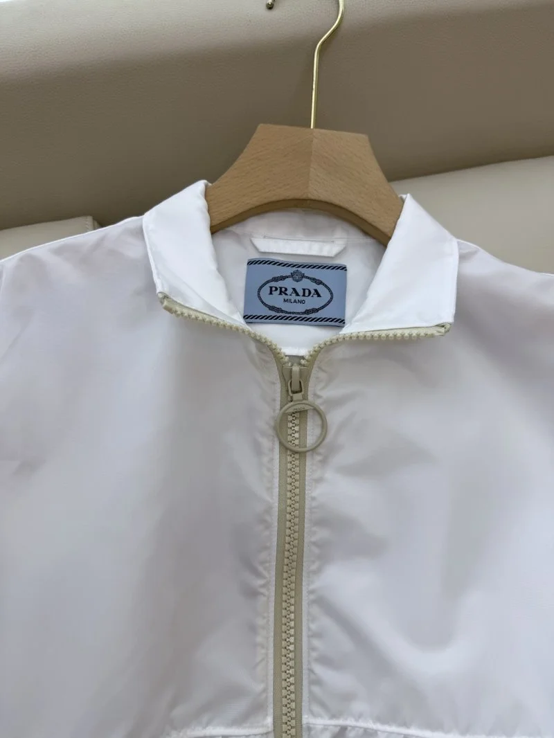 Prada Outwear Casual 166239