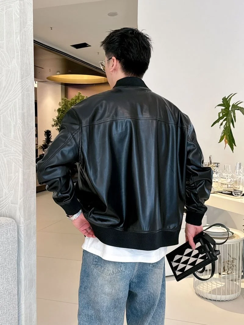 Prada Outwear Fashionable 168209