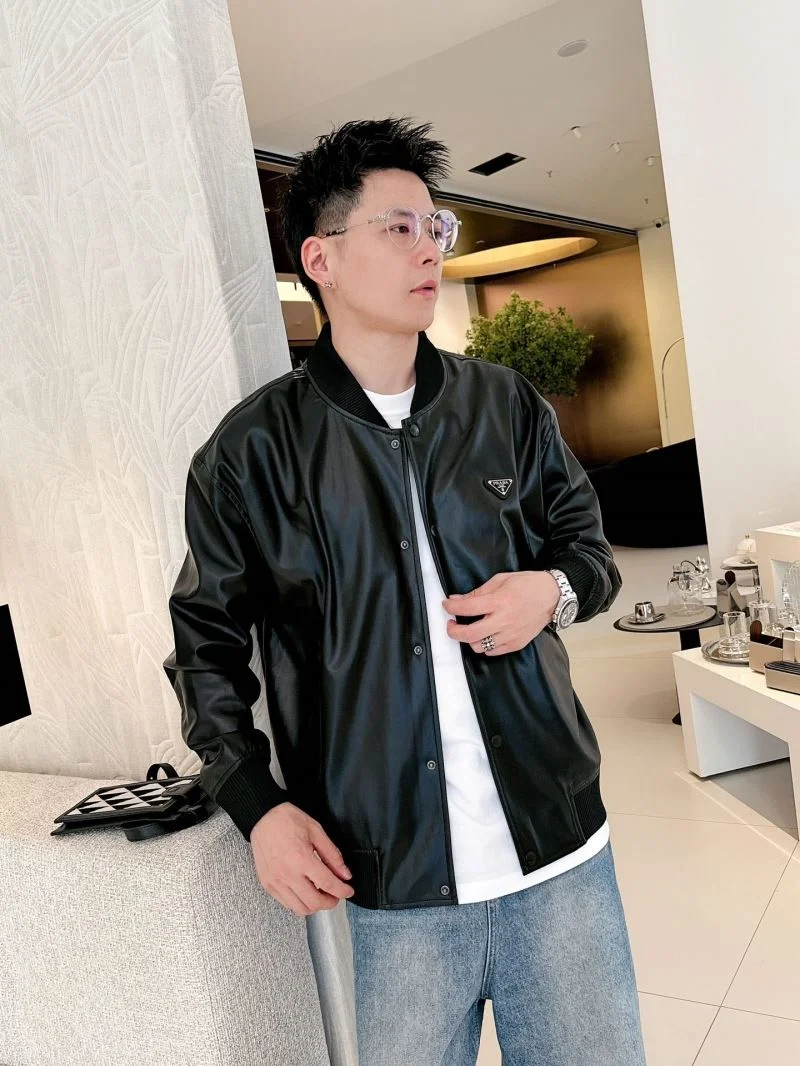 Prada Outwear Fashionable 168209