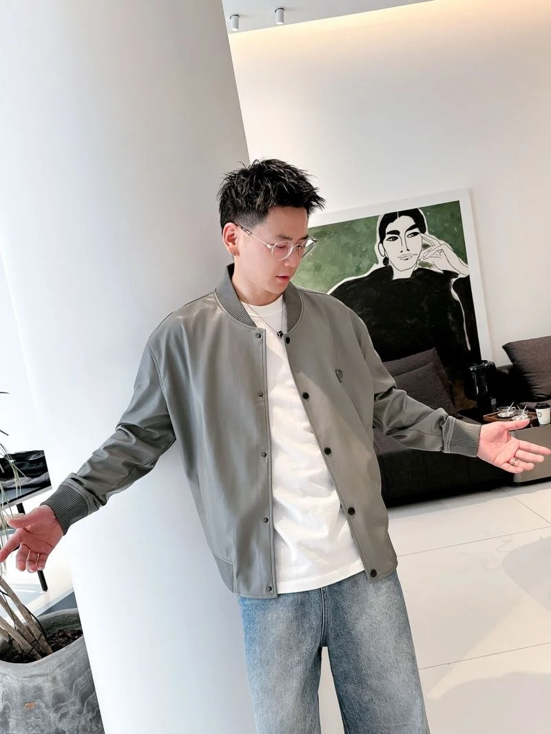 Youthful Prada Outwear 168198