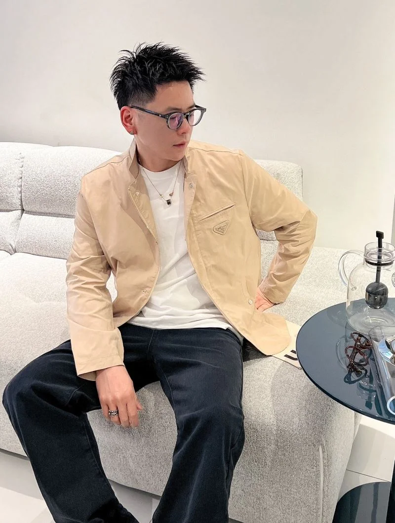 Breathable Prada Outwear 168188