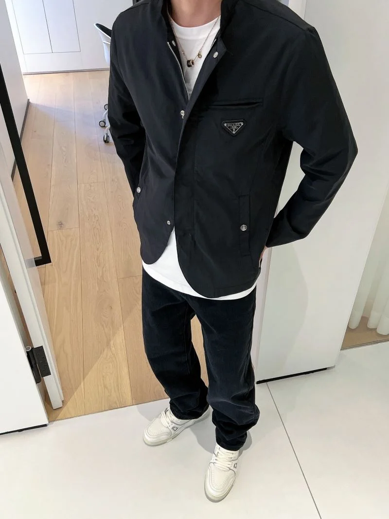 Fashionable Prada Outwear 168189