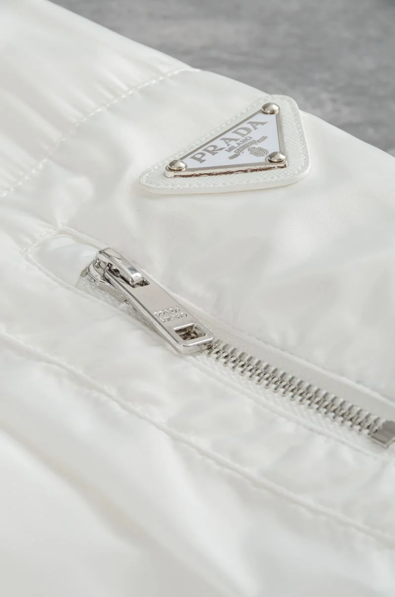 Popular Prada Outwear 168184
