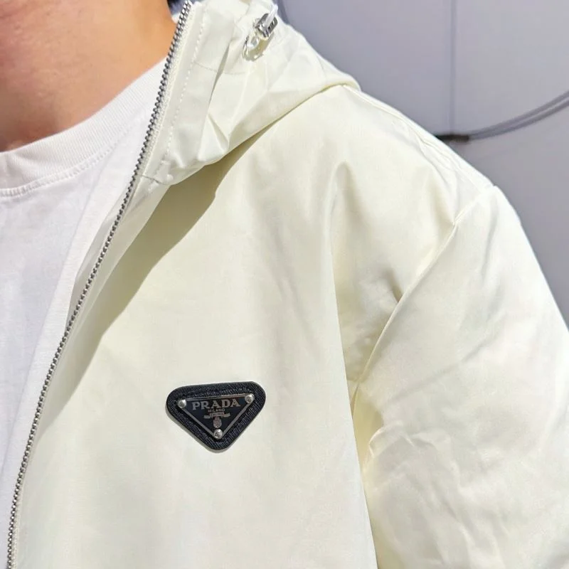 Comfortable Prada Outwear 168172
