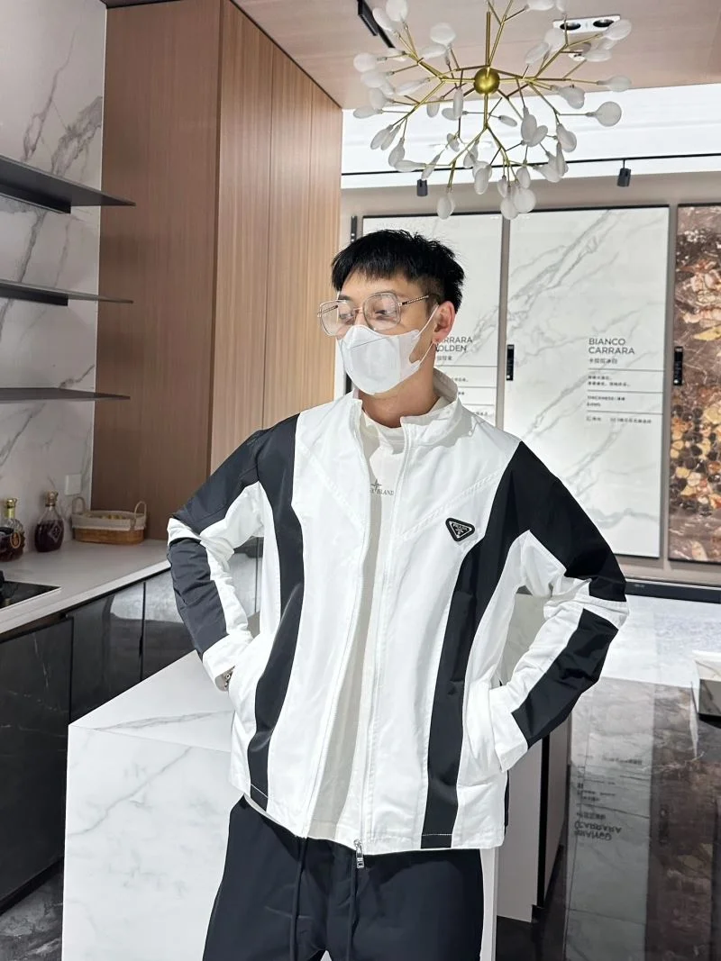 Prada Outwear Neat 168163