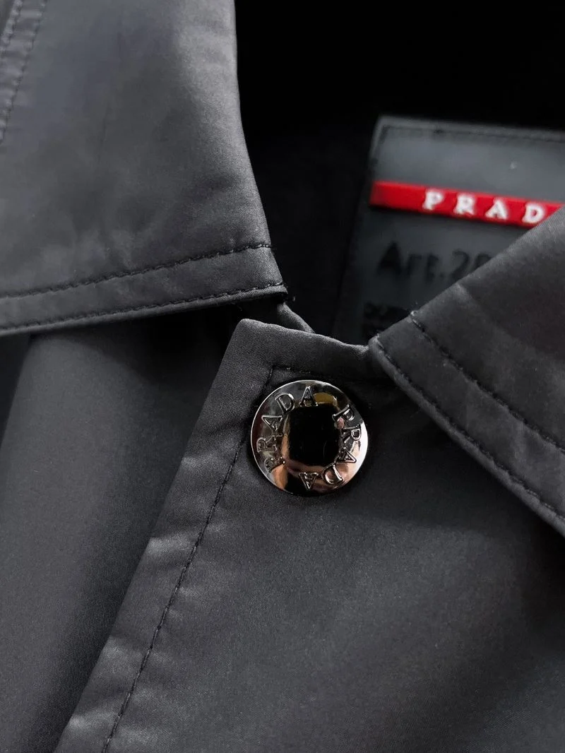 Prada Outwear Effortless 168174