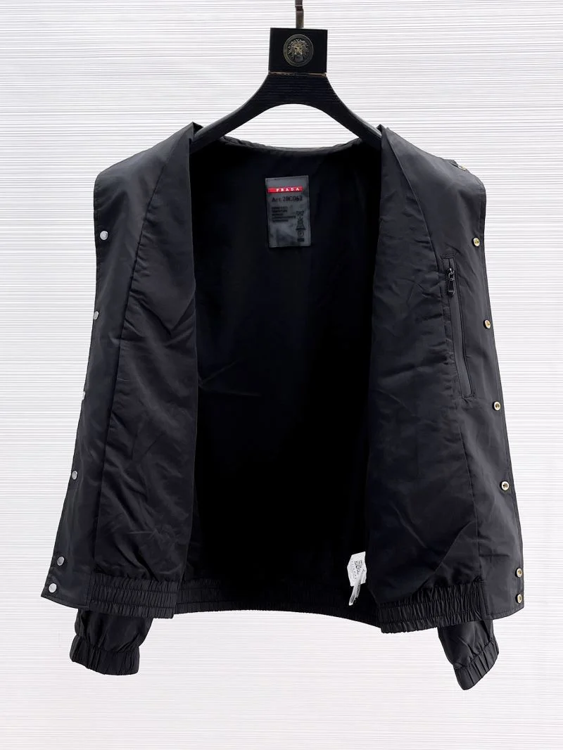Prada Outwear Effortless 168174