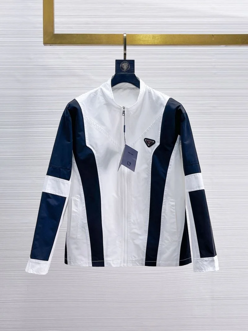 Premium Prada Outwear 168171