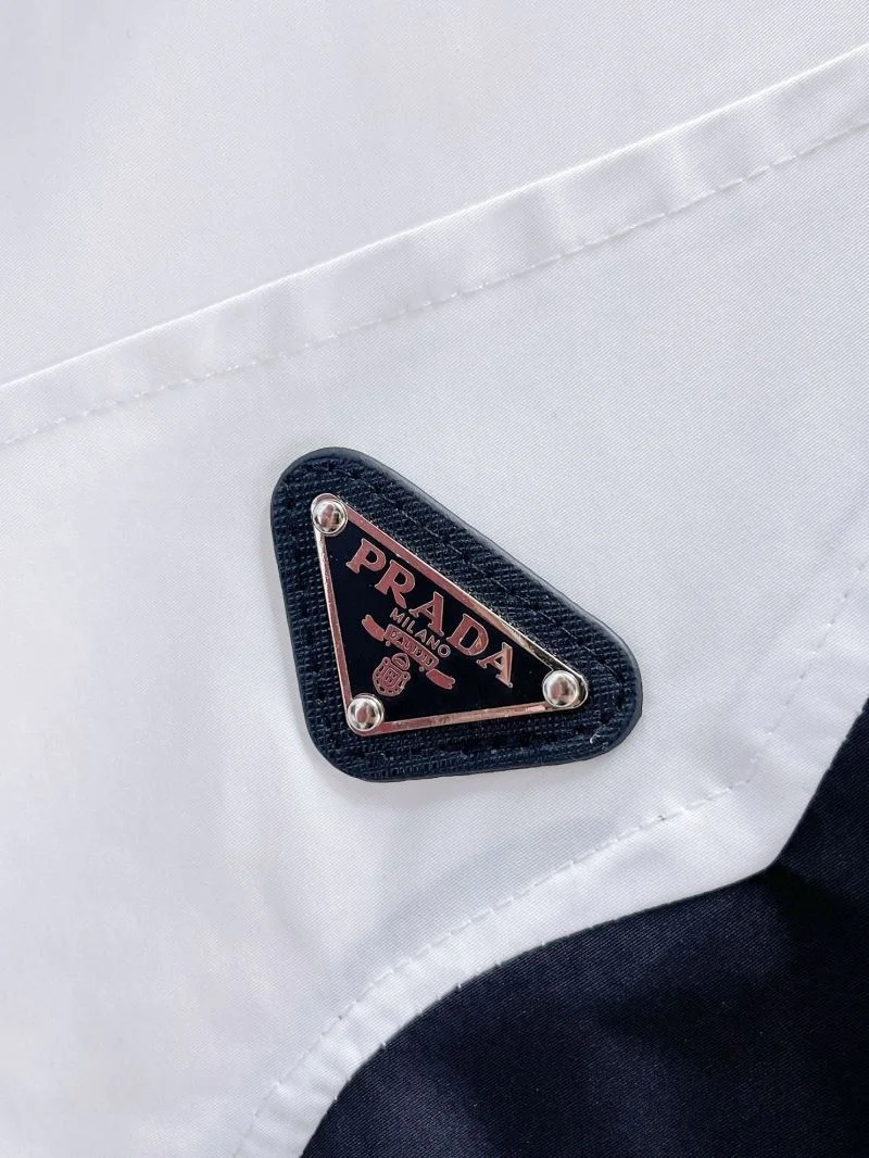 Premium Prada Outwear 168171