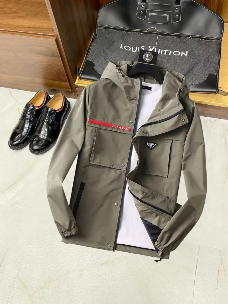 Original Prada Outwear 168187