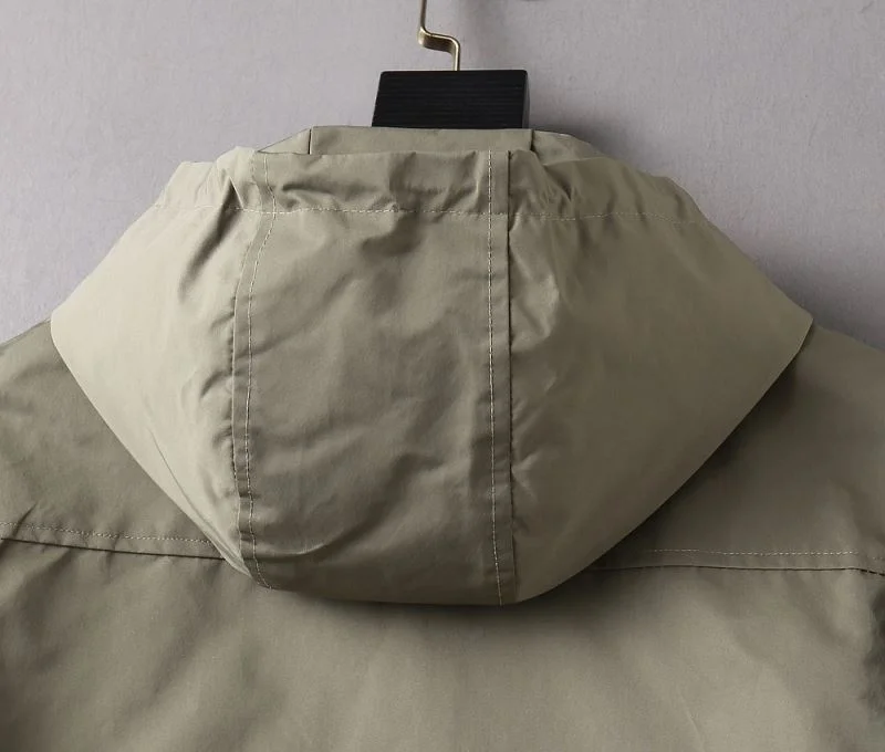 Original Prada Outwear 168187