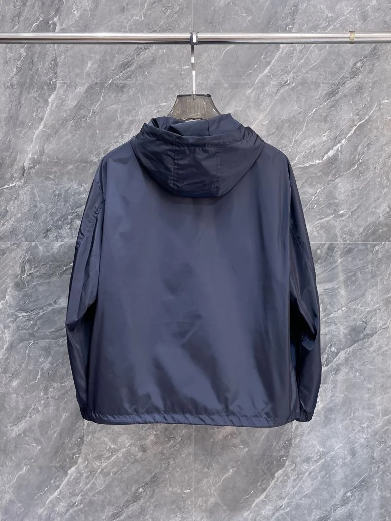 Snug Prada Outwear 168162