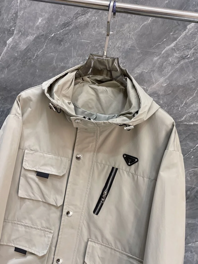 Prada Outwear Versatile 168154