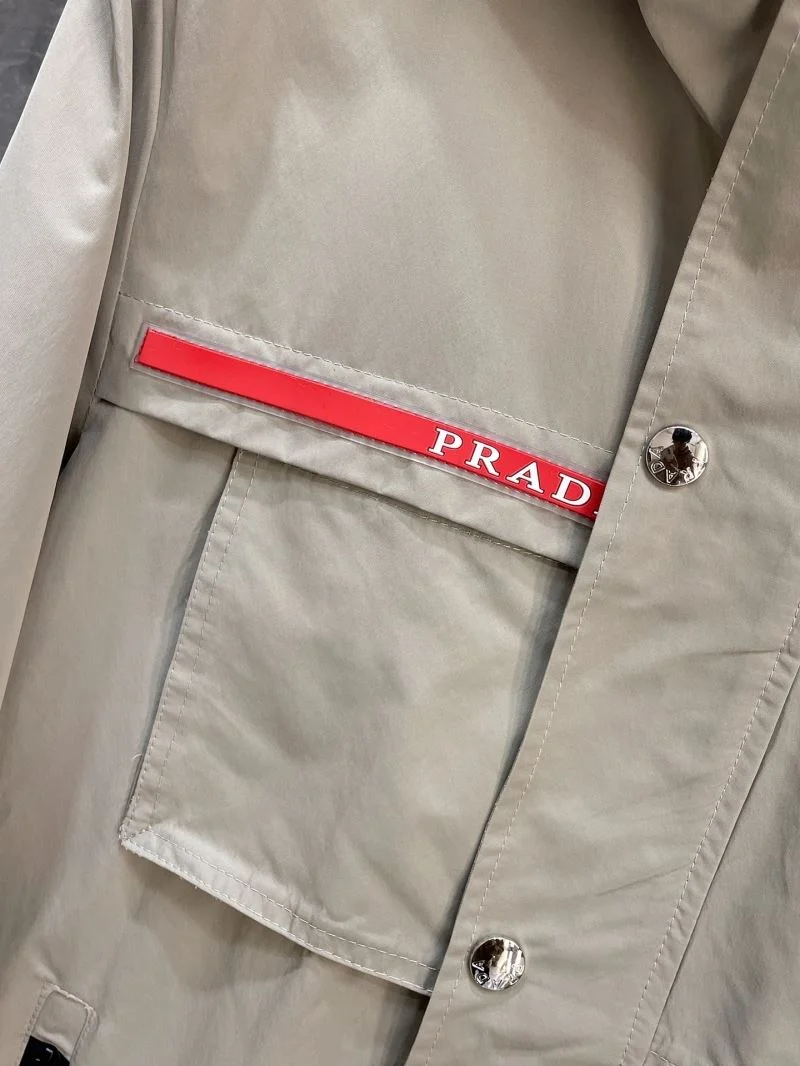 Prada Outwear ZipUp 168191