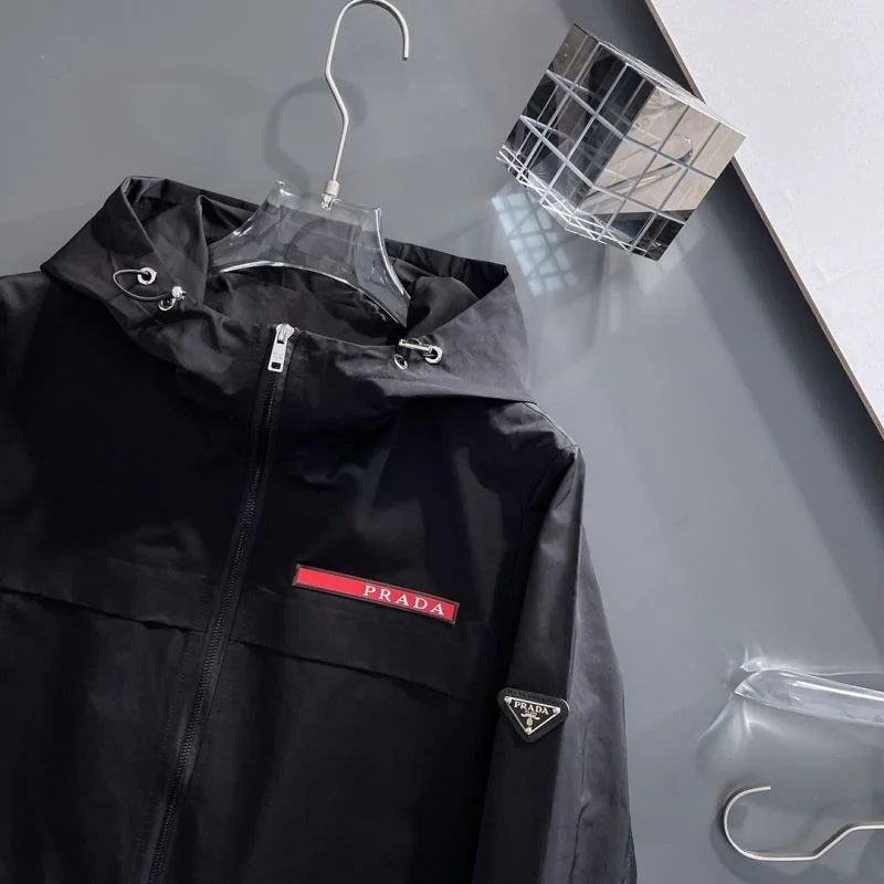 Unique Prada Outwear 168180
