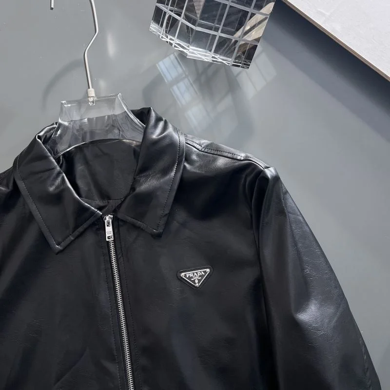 Resilient Prada Outwear 168148