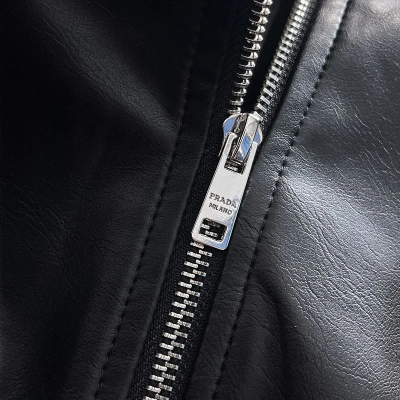 Resilient Prada Outwear 168148