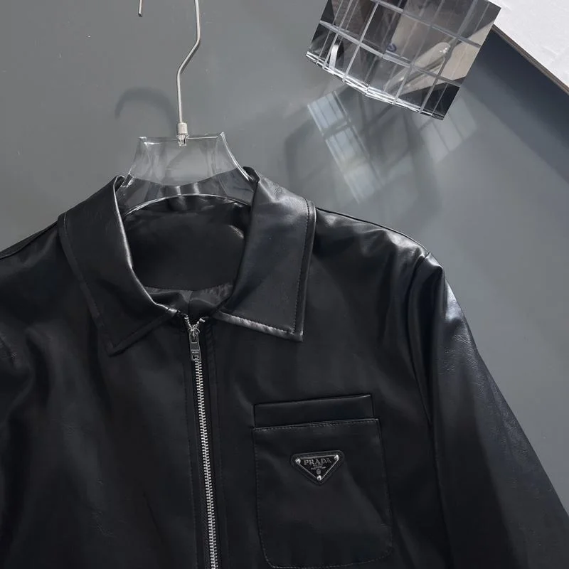 Durable Prada Outwear 168147