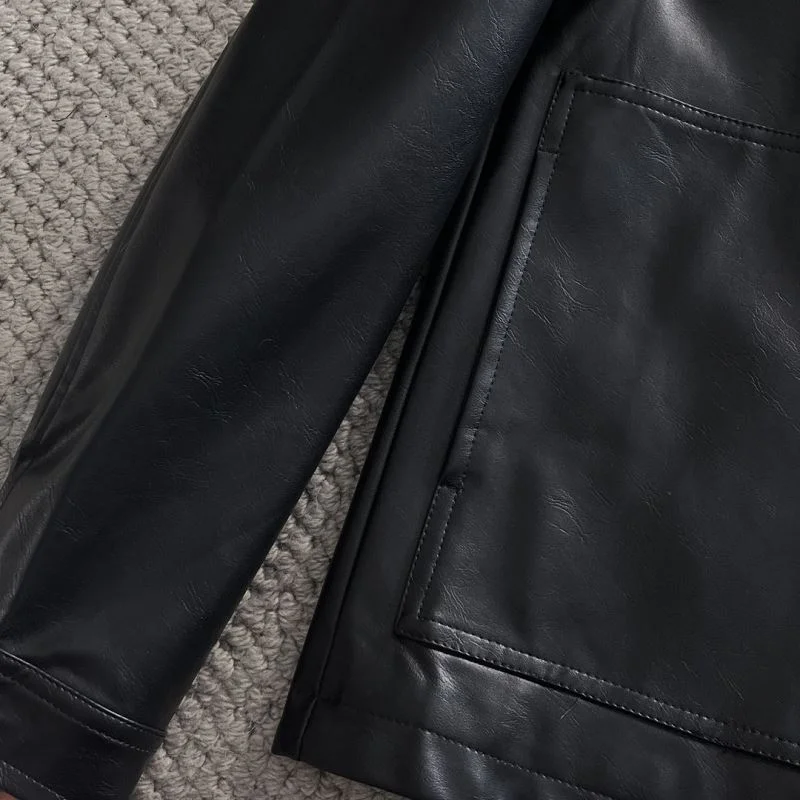 Durable Prada Outwear 168147
