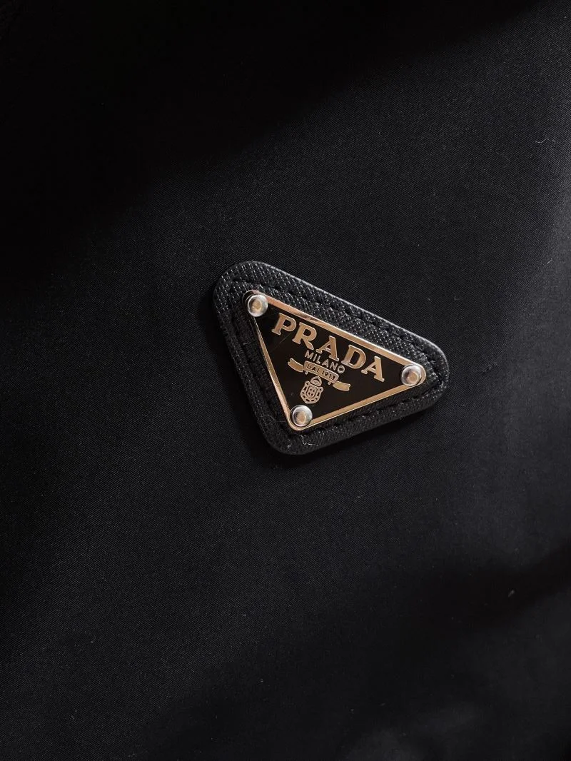 Stylish Prada Outwear 168140