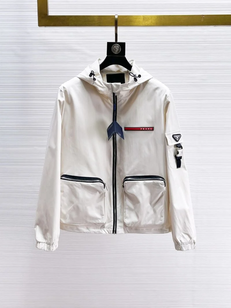 Effortless Prada Outwear 168145