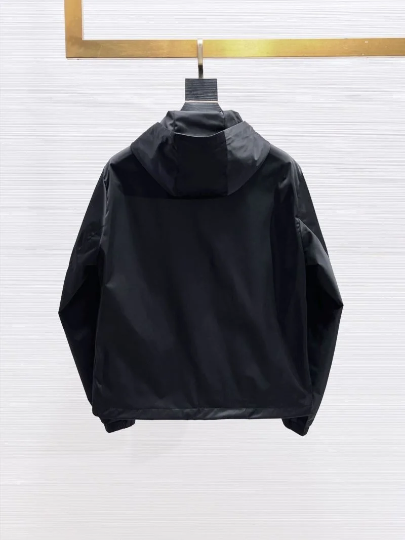 Refined Prada Outwear 168141