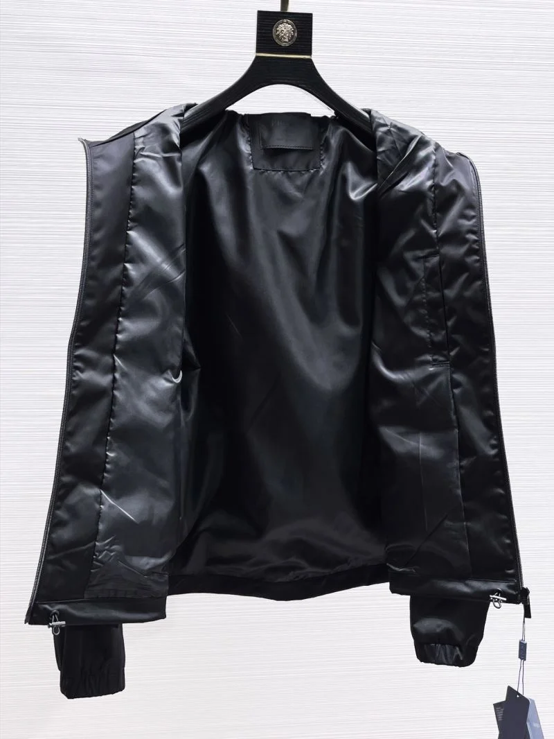 Refined Prada Outwear 168141