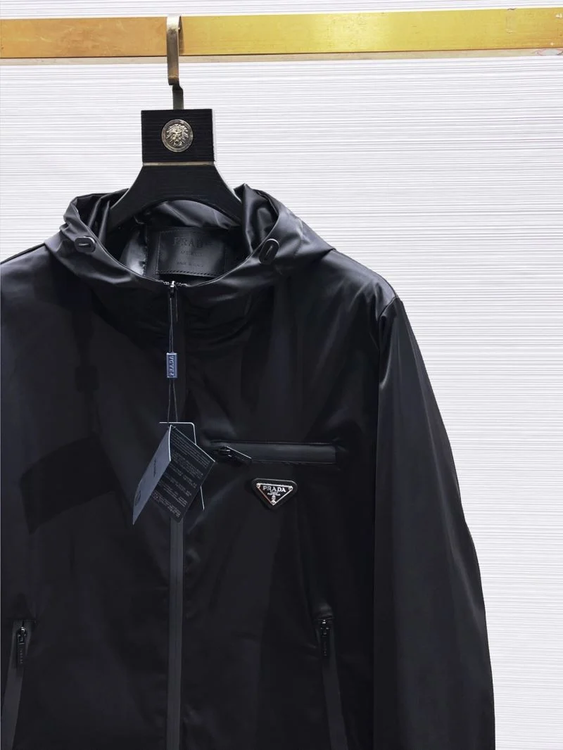 Refined Prada Outwear 168141